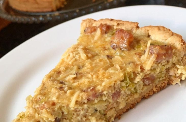 Quiche de alho-poró com bacon