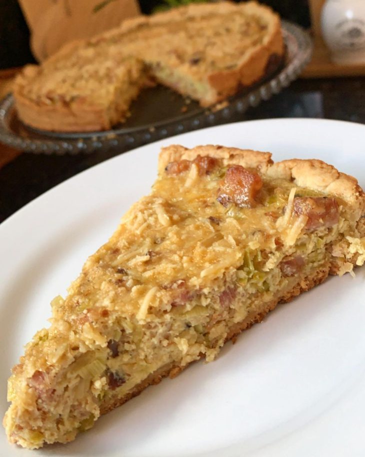 Quiche de alho-poró com bacon