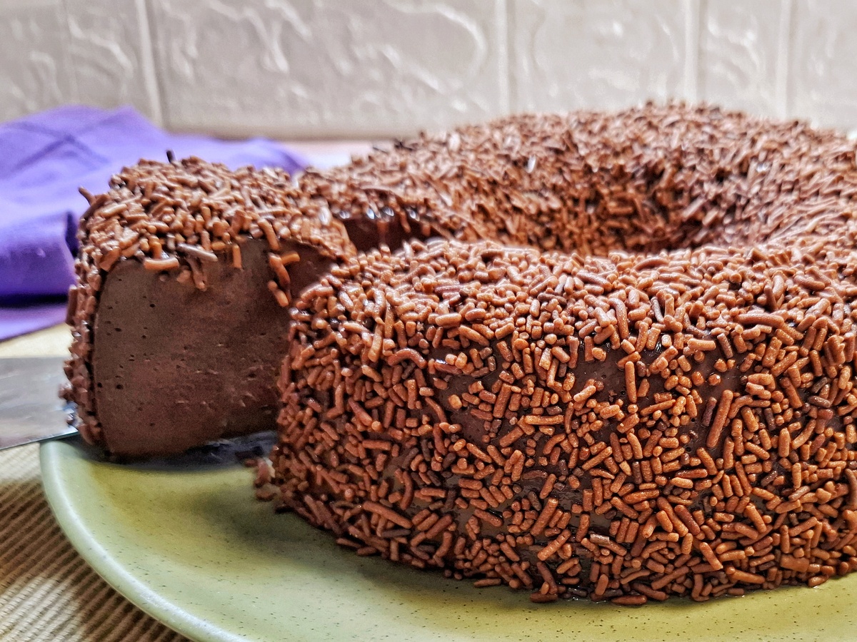 Brigadeirão sem forno