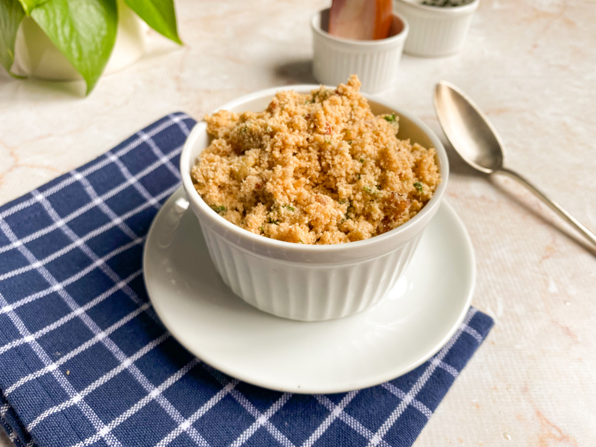 Farofa de bacon fácil