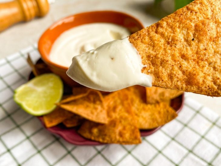 Sour cream mexicano servido.