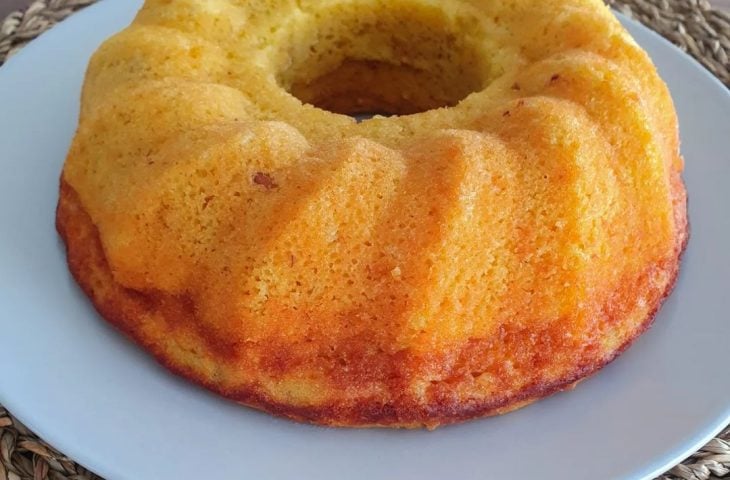 Bolo de laranja com cenoura