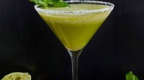 Abacaxi rum fizz
