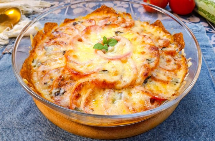Abobrinha caprese de forno