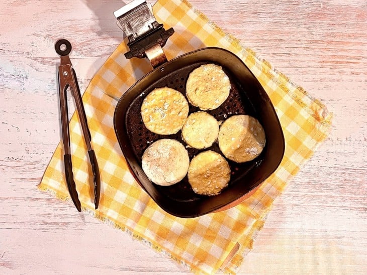 Abobrinha empanada na airfryer - Passo a Passo