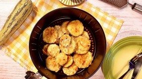 Abobrinha empanada na airfryer