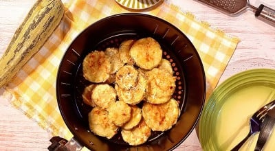 Abobrinha empanada na airfryer