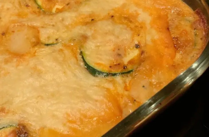 Abobrinha gratinada vegana