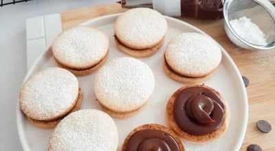 Alfajor de doce de leite e limão