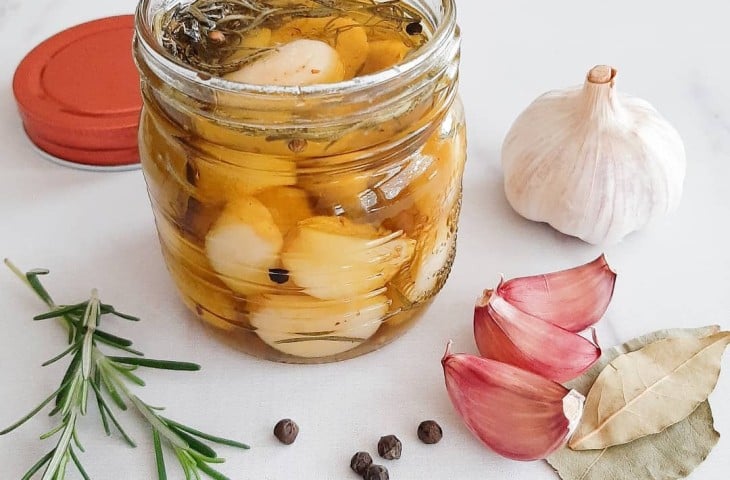 Alho confit