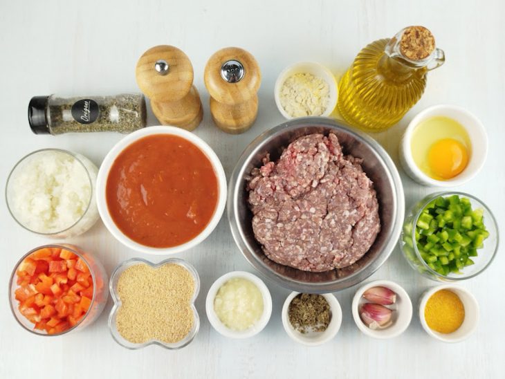 Ingredientes na bancada.