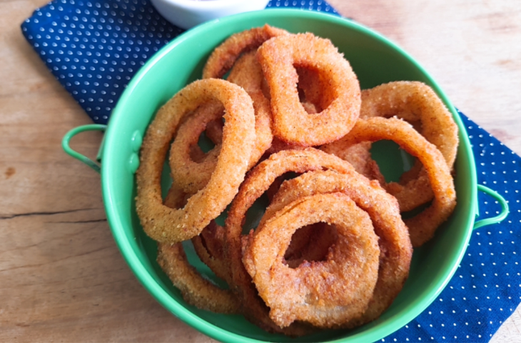Anéis de cebola na air fryer