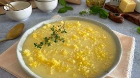 Angu com queijo
