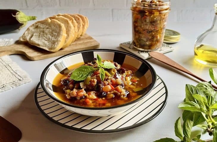 Antepasto de berinjela na panela de pressão