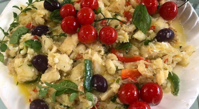 Aperitivo de bacalhau em lascas