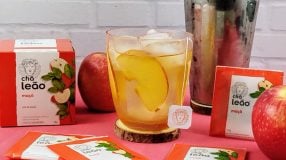 Applejack com chá de maçã