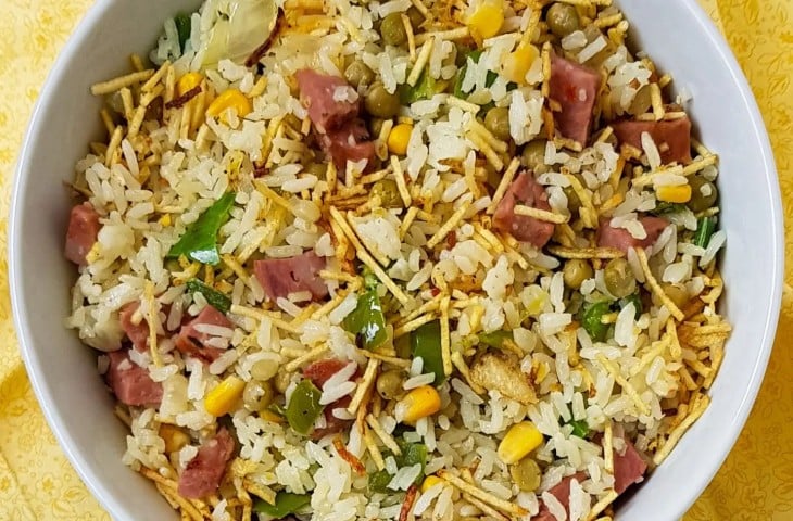 Arroz biro biro com calabresa