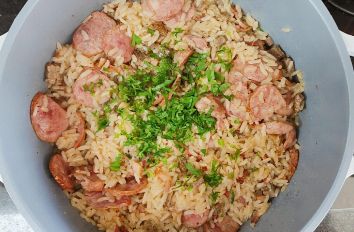 Arroz carreteiro simples