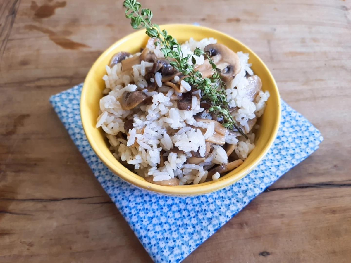 Arroz com cogumelo paris