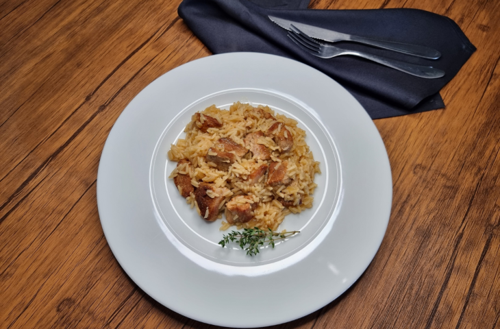 Arroz com costelinha de porco