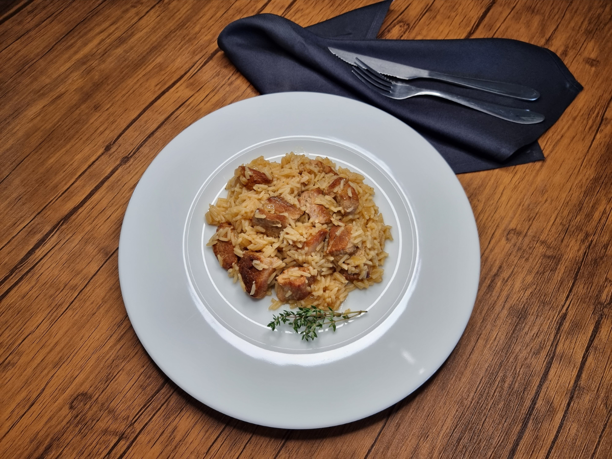 Arroz com costelinha de porco