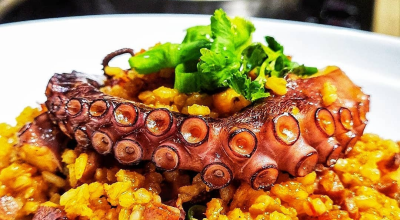 Arroz com polvo e linguiça