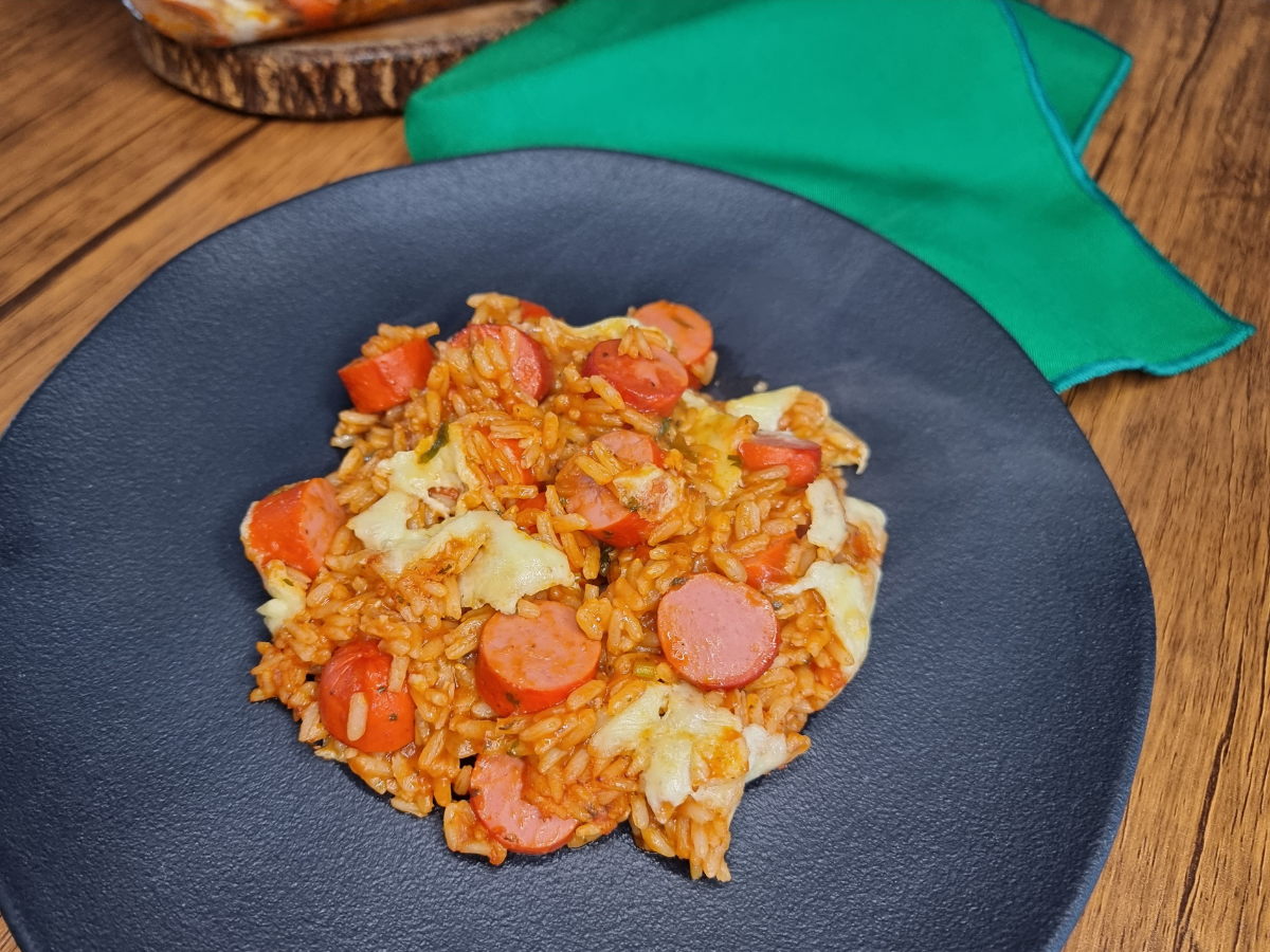 Arroz cremoso com salsicha