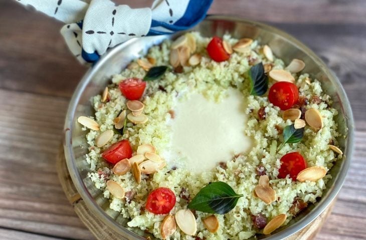 Arroz de couve-flor com burrata