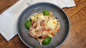 Arroz de forno com linguiça