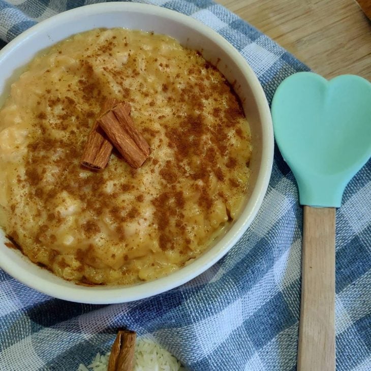 Arroz doce caramelizado