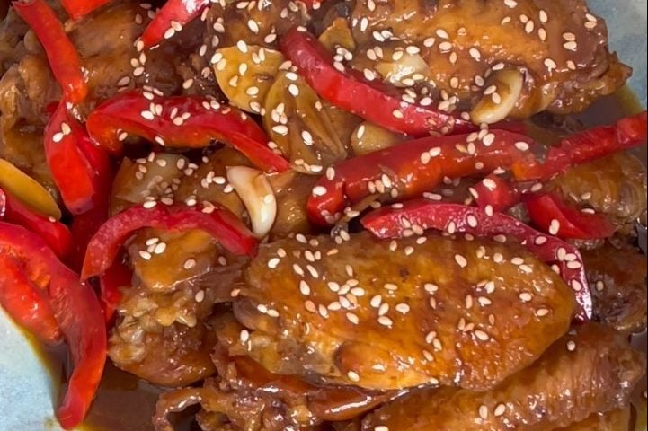 Asa de frango caramelizada