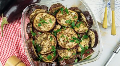 Assado de berinjela com carne moída