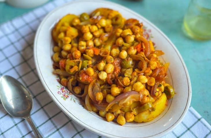 Assado de grão-de-bico com batata