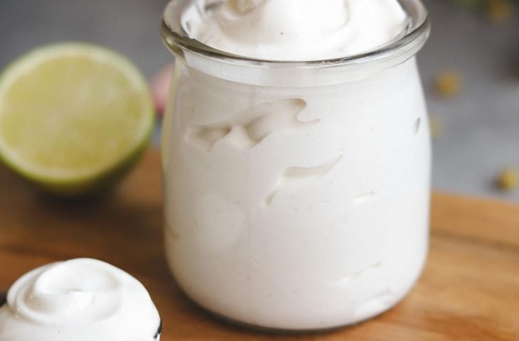 Maionese de aquafaba vegana