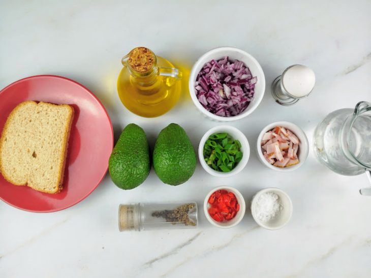 Ingredientes reunidos para o preparo da receita.