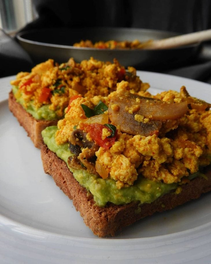 Avocado toast vegano