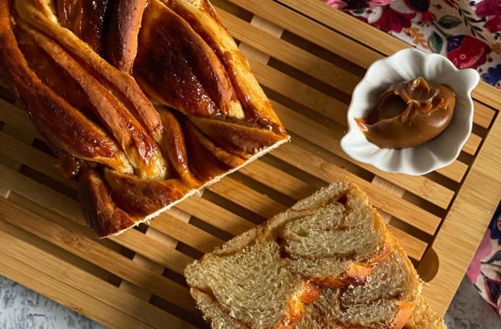 Babka de doce de leite