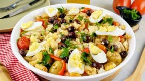Bacalhau ao forno com batatas e pimentão