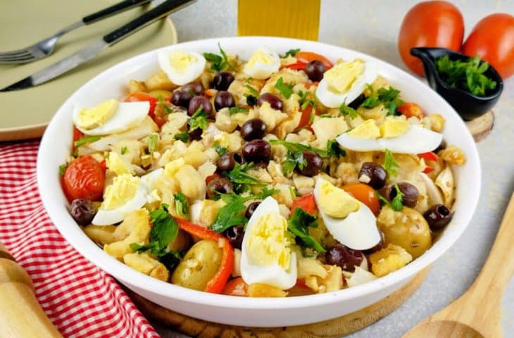 Bacalhau ao forno com batatas e pimentão