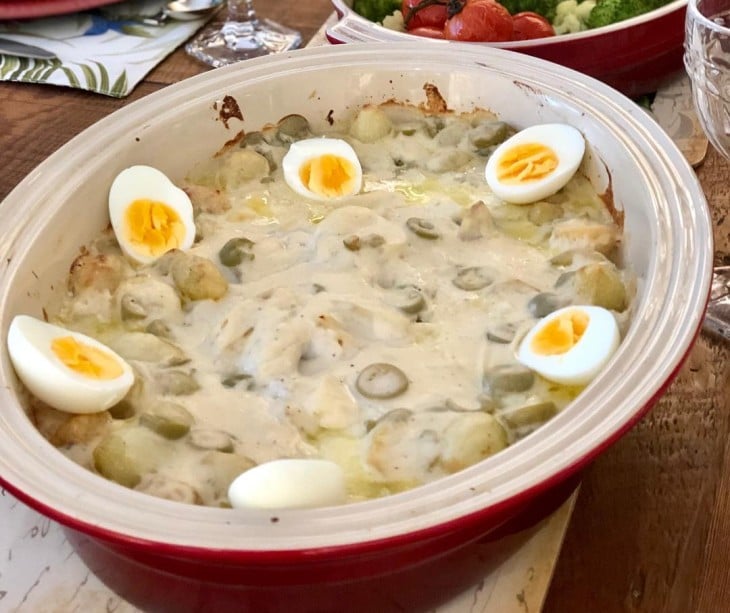 Bacalhau com natas e azeitonas