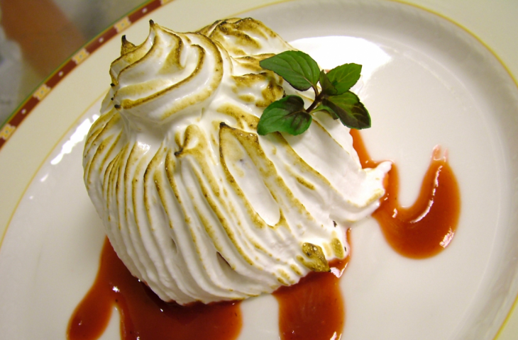Baked Alaska de morango