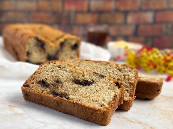 Fatias de banana bread.