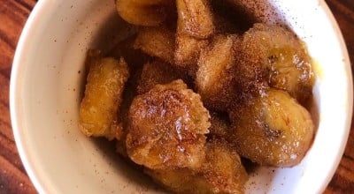 Banana caramelizada com demerara