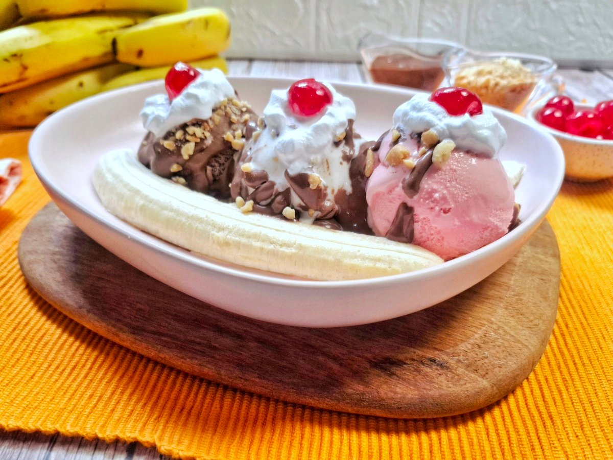Banana split fácil e rápida