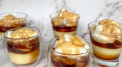 Bananas caramelizadas com creme