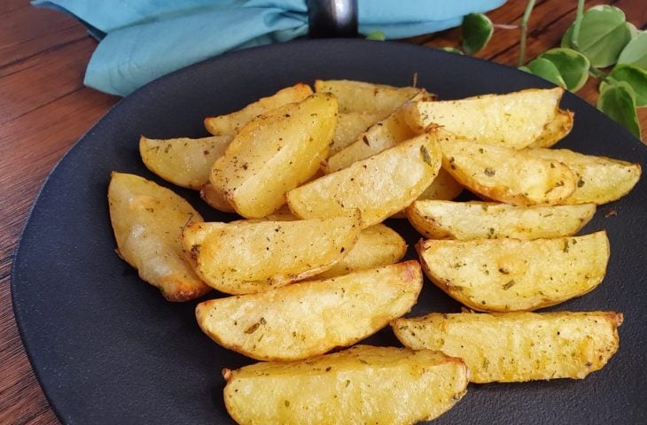 Batata assada crocante