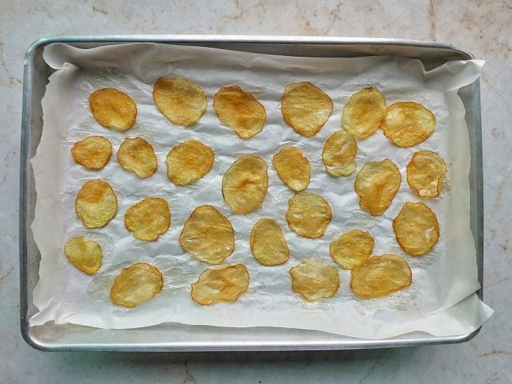 Batatas douradas após o tempo total de forno.