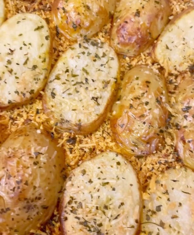 Batata com queijo crocante