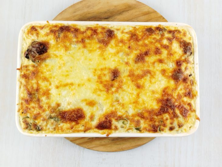 Batata gratinada saída do forno.