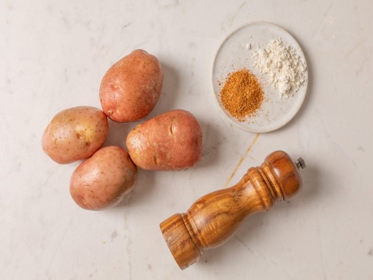 Ingredientes separados para o preparo da receita.